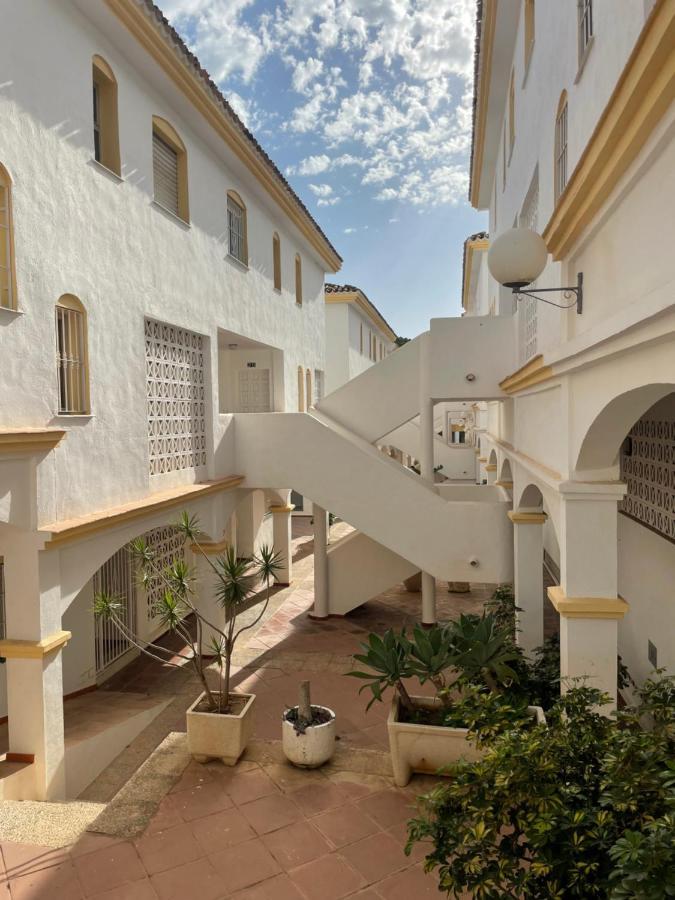 Buena Vista Apartment, 3 Bedrooms Sitio de Calahonda Exterior photo